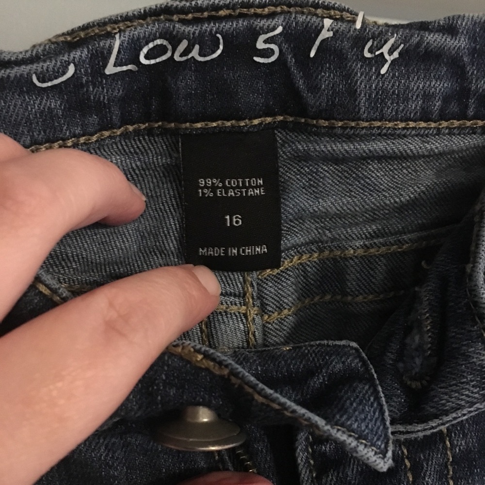 Low Rise Destructed Bootcut Jeans - Picture 3 of 4